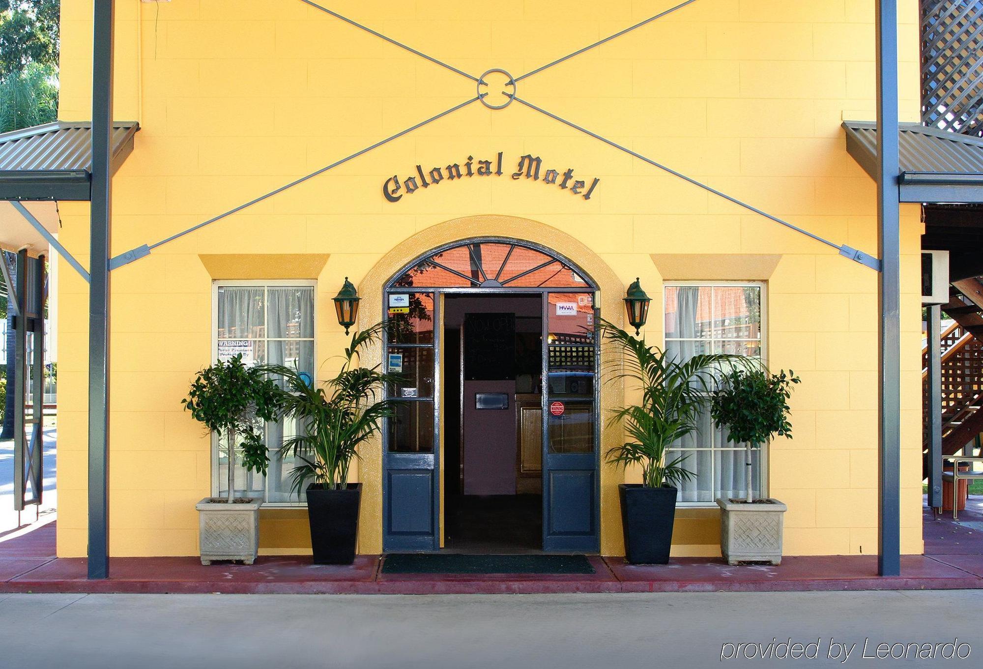 Colonial Motel Ричмонд Экстерьер фото